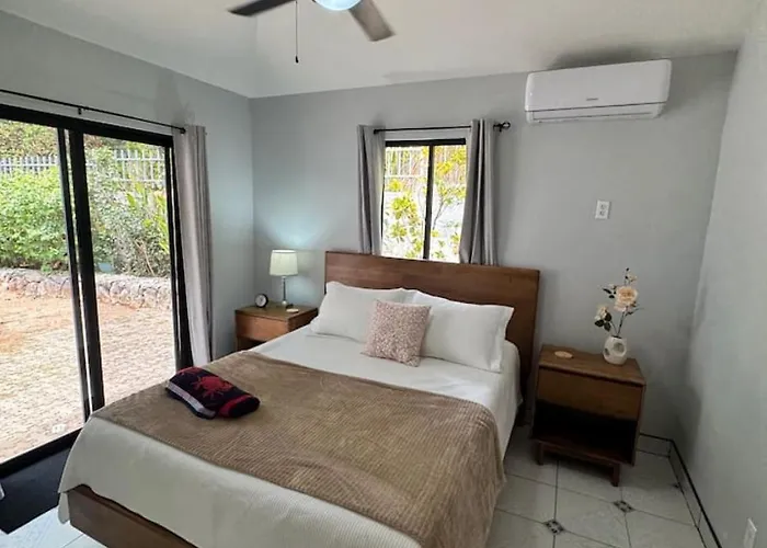 Villa Private 2 Bedroom With Pool Near El *