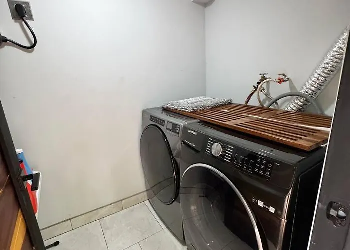 Private 2 Bedroom With Pool Near El *