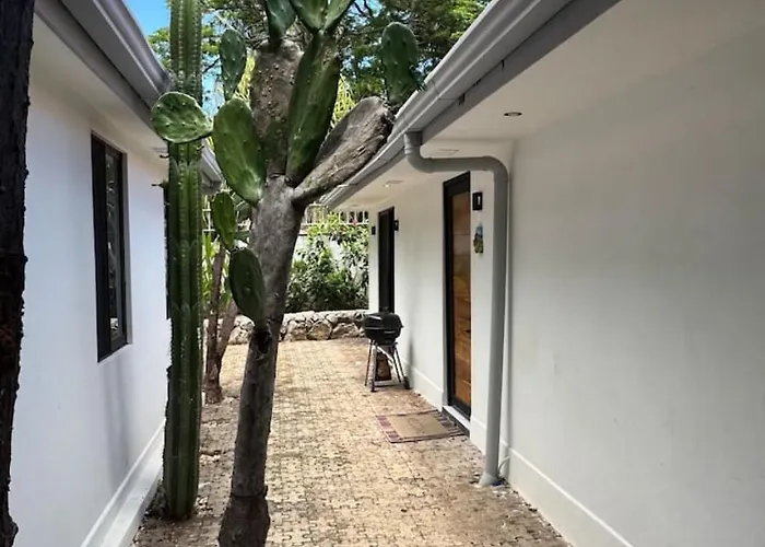 Villa Private 2 Bedroom With Pool Near El *
